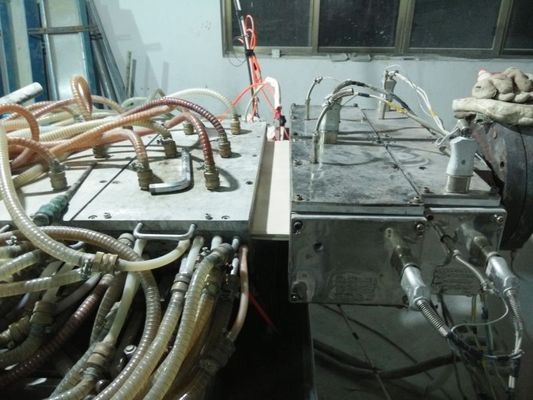 18.5KW Extruder Power PVC Window Profile Extrusion Line , PVC Profile Production Line BS-180
