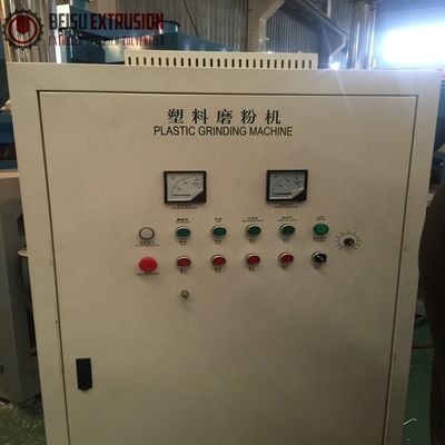 2900rpm 45kw Pvc Pulverizer Machine For Pipe / Film / Ceiling Borad